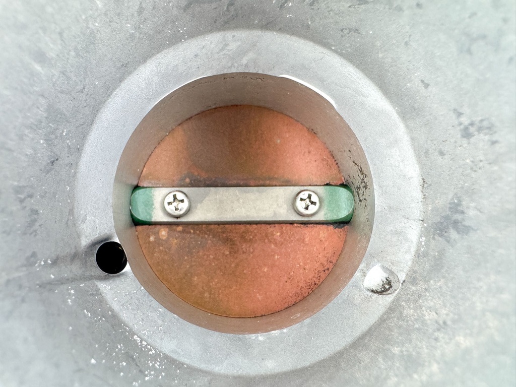 2011 Suzuki 115 HP 4 Stroke Outboard Throttle Body Assembly 13300-90J00 OEM