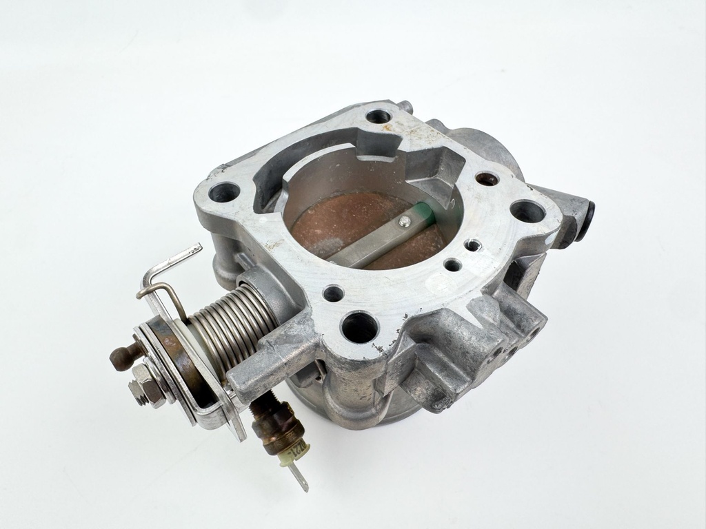 2011 Suzuki 115 HP 4 Stroke Outboard Throttle Body Assembly 13300-90J00 OEM