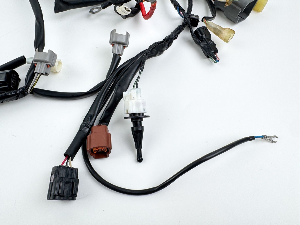 2011 Suzuki 115 HP 4 Stroke Outboard Engine Wire Harness 36610-90J92 OEM