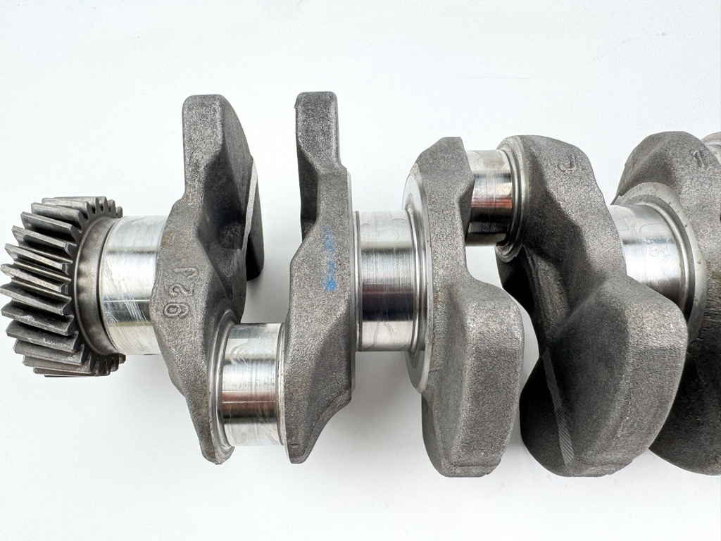 2011 Suzuki 115 HP 4 Stroke Outboard Crankshaft 12200-92861 OEM