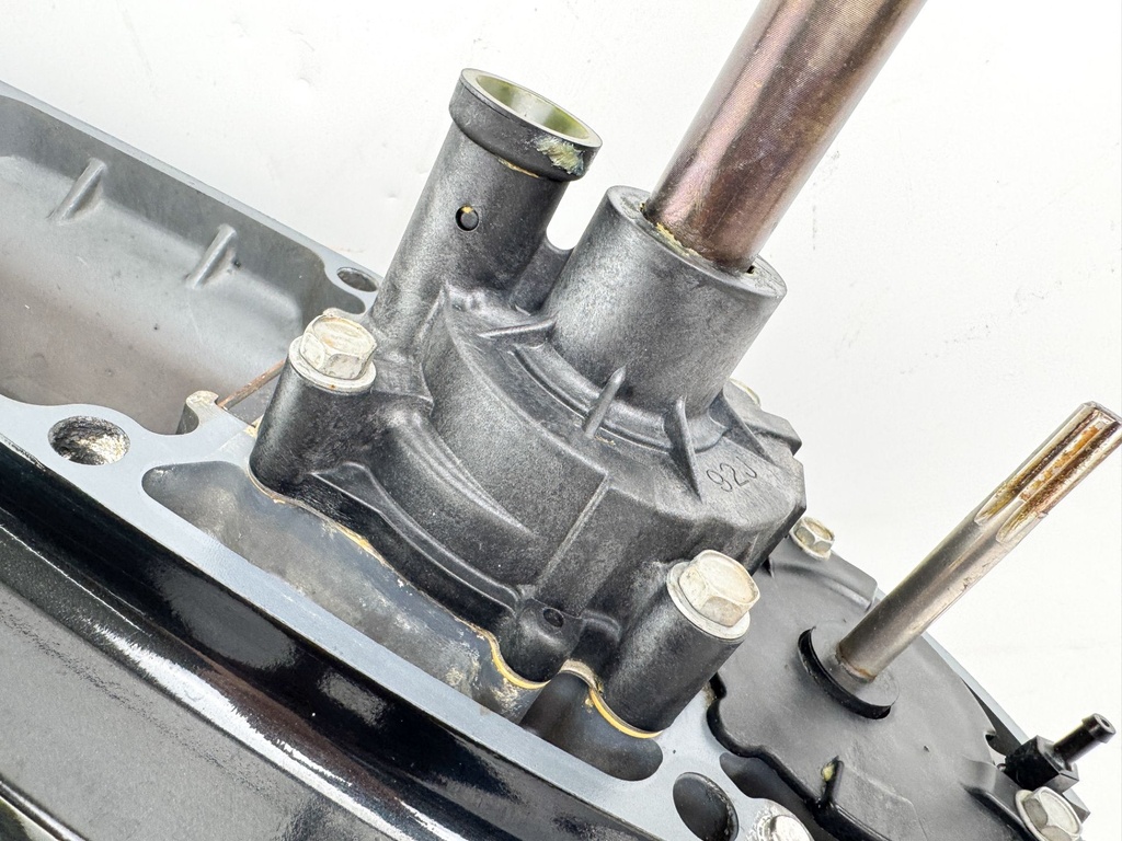 2001-18 Suzuki 115 140 HP 4 Stroke Outboard 25" XL Lower Unit Gear Case 2001-18