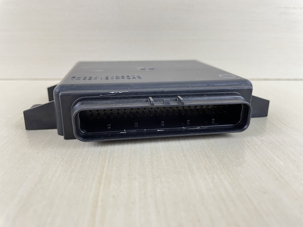 2002 Yamaha 225HP 4 Stroke Outboard ECU Engine Control Unit 69J-8591A-01-00