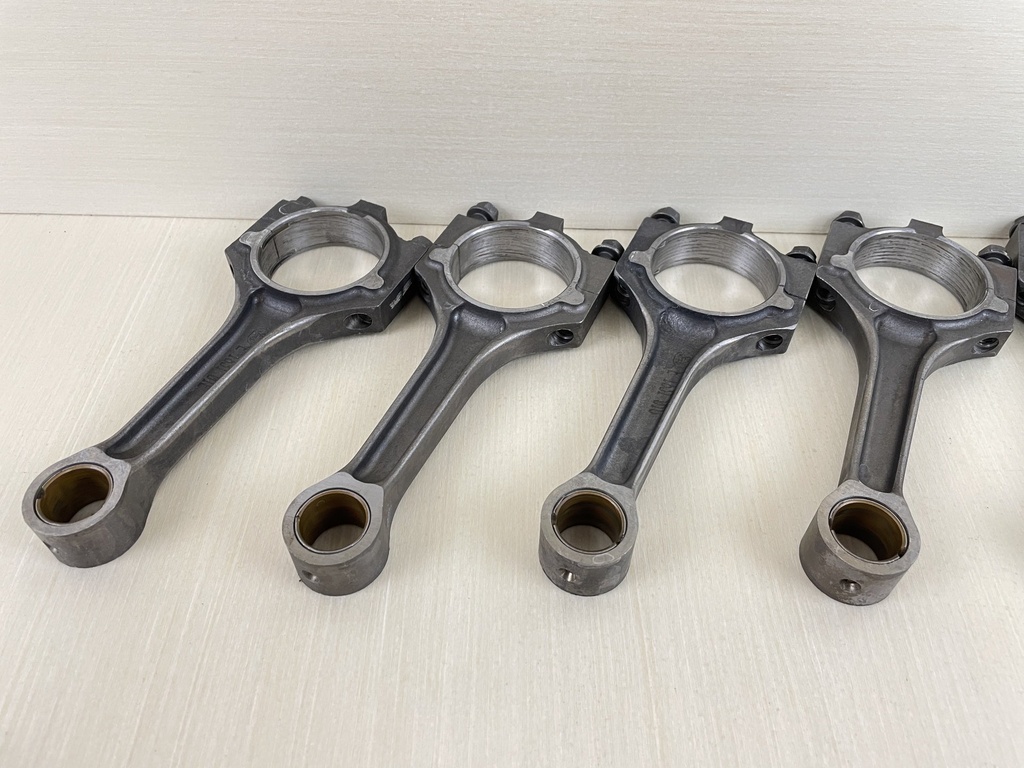 2006 Yamaha 250HP 4 Stroke Outboard Connecting Rod Assembly Set 69J-W1165-01-00