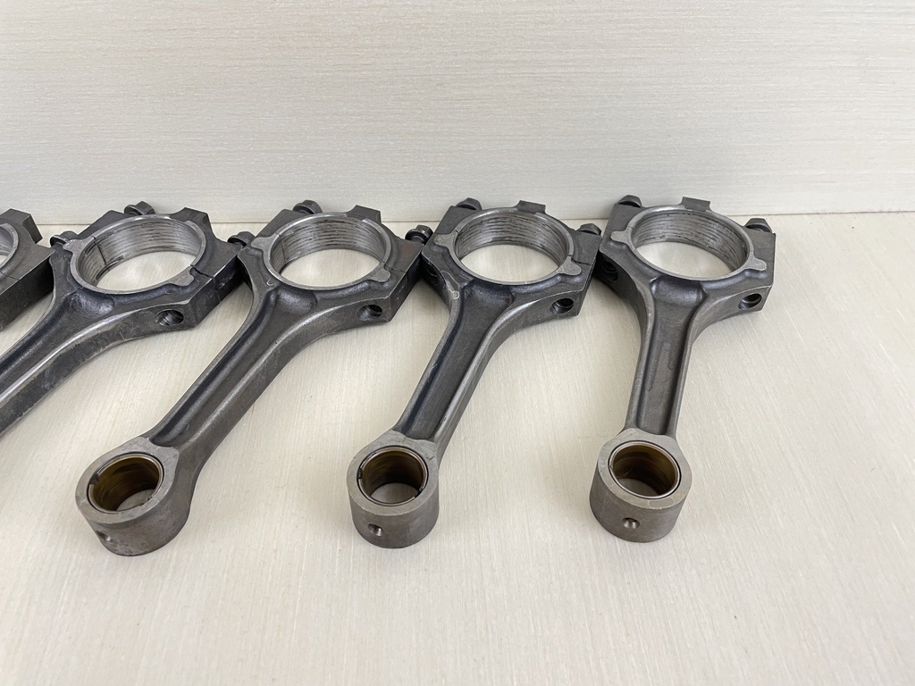 2006 Yamaha 250HP 4 Stroke Outboard Connecting Rod Assembly Set 69J-W1165-01-00