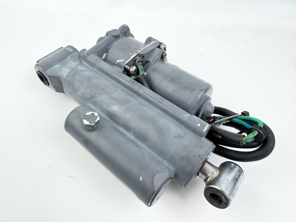 56000-ZV5-823ZA Honda 40 45 50 HP 4 Stroke Outboard Power Trim Tilt Unit 97-03