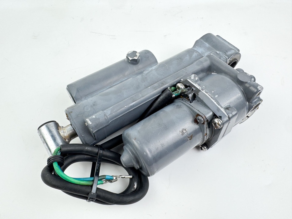 56000-ZV5-823ZA Honda 40 45 50 HP 4 Stroke Outboard Power Trim Tilt Unit 97-03
