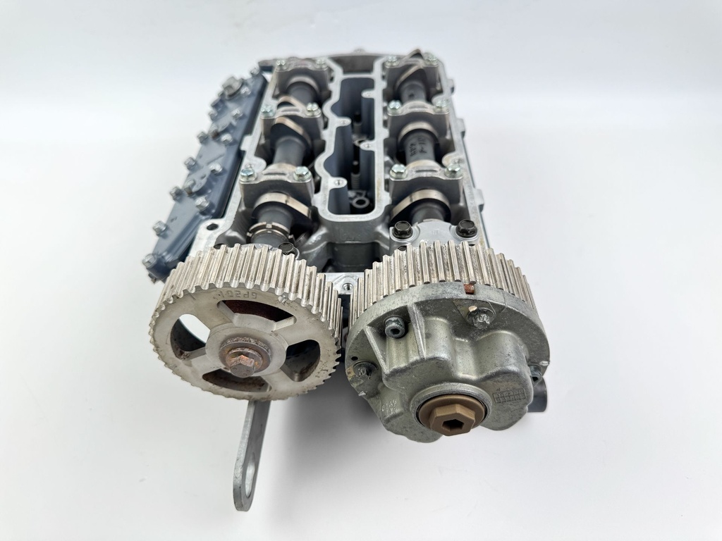 2006 Yamaha 250 HP 4 Stroke Outboard Port Cylinder Head 6P2-W009C-01-1S OEM