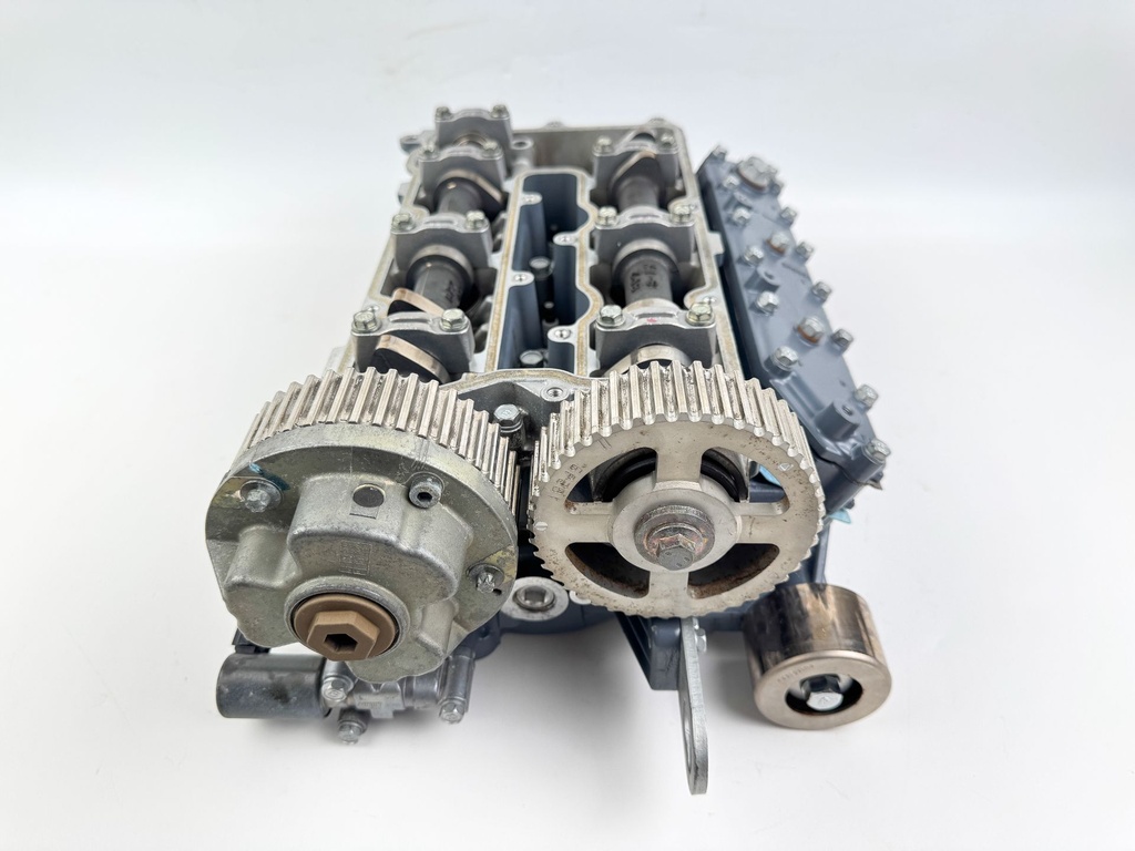 2006 Yamaha 250 HP 4 Stroke Outboard Starboard Cylinder Head 6P2-W009A-01-1S OEM