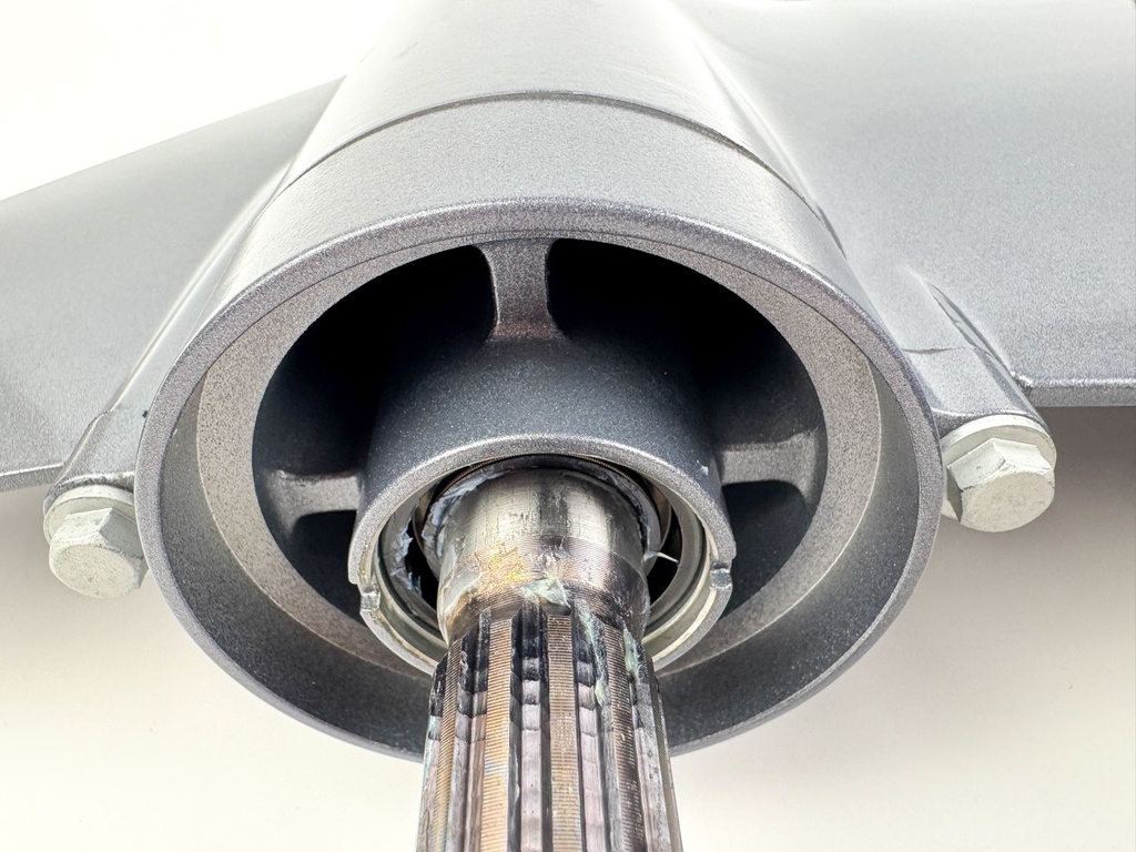 2002 + Yamaha 50 60 HP 4 Stroke Outboard 20" Long Lower Assembly New