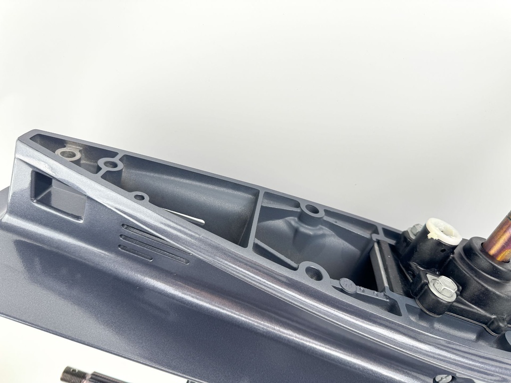 2002 + Yamaha 50 60 HP 4 Stroke Outboard 20" Long Lower Assembly New