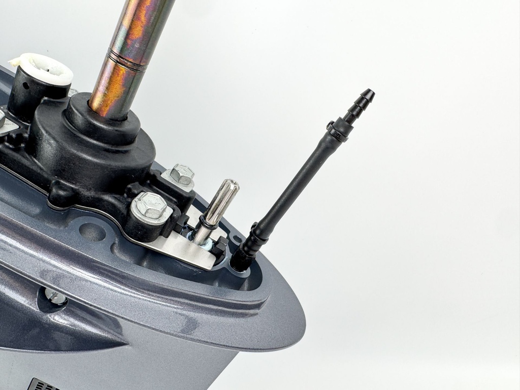 2002 + Yamaha 50 60 HP 4 Stroke Outboard 20" Long Lower Assembly New