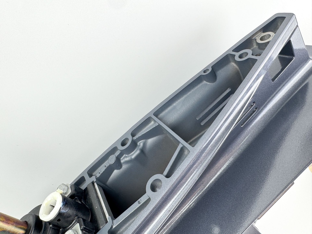 2002 + Yamaha 50 60 HP 4 Stroke Outboard 20" Long Lower Assembly New