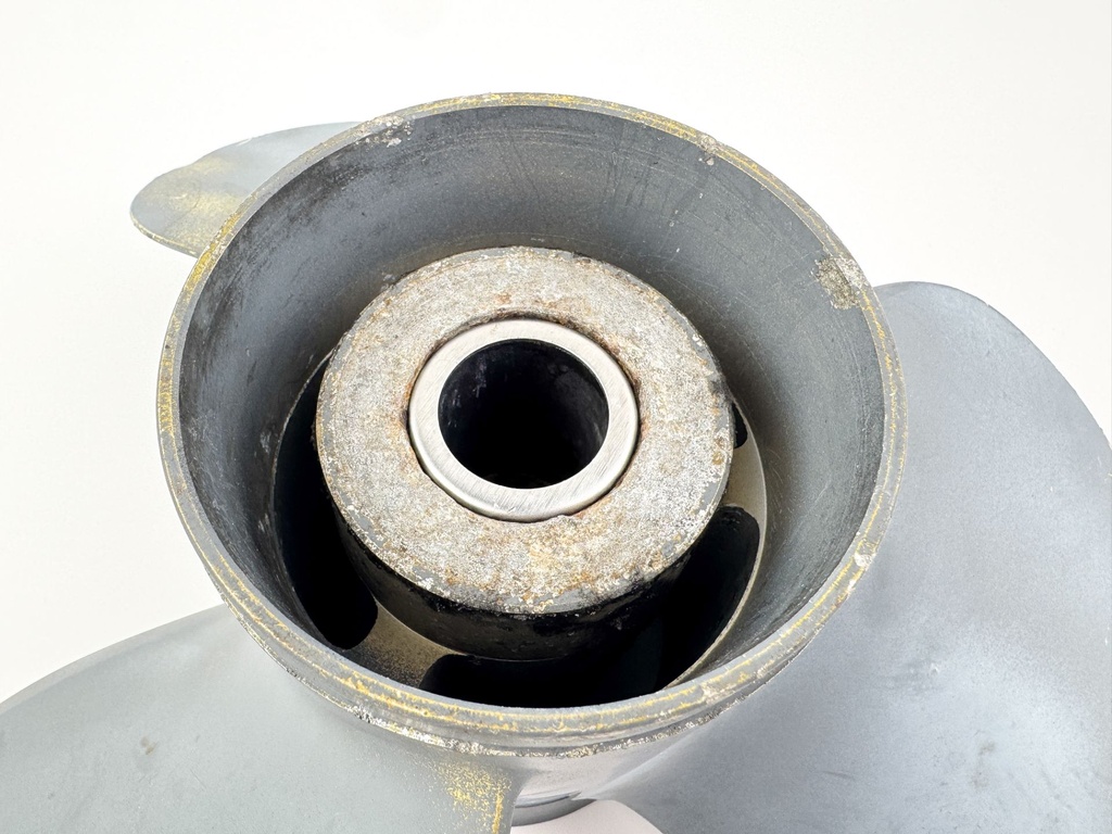 Honda Outboard 3 Blade Aluminum Prop Propeller 13 1/2" X 15P RH 58130-ZW1-W23ZA