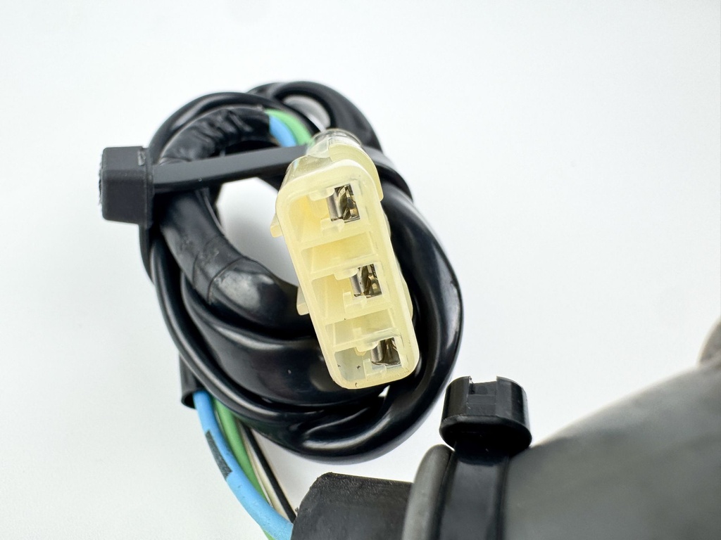 2003 Honda 90 HP 4 Stroke Outboard Trim Switch 35640-ZW1-023 OEM