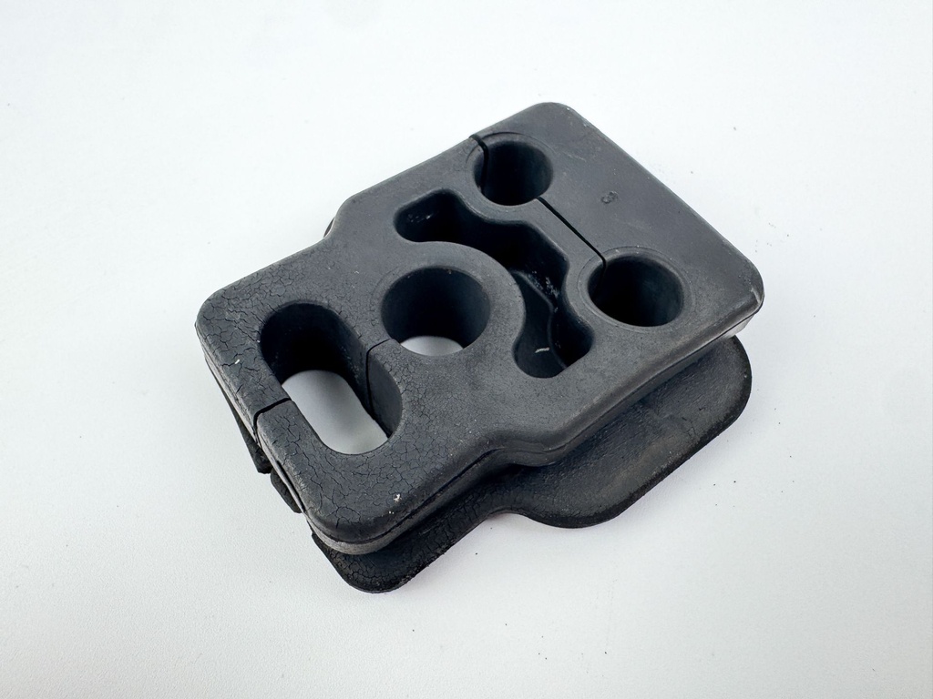 2003 Honda 90 HP 4 Stroke Outboard Cable Cover Plate 40151-ZW1-000ZA OEM