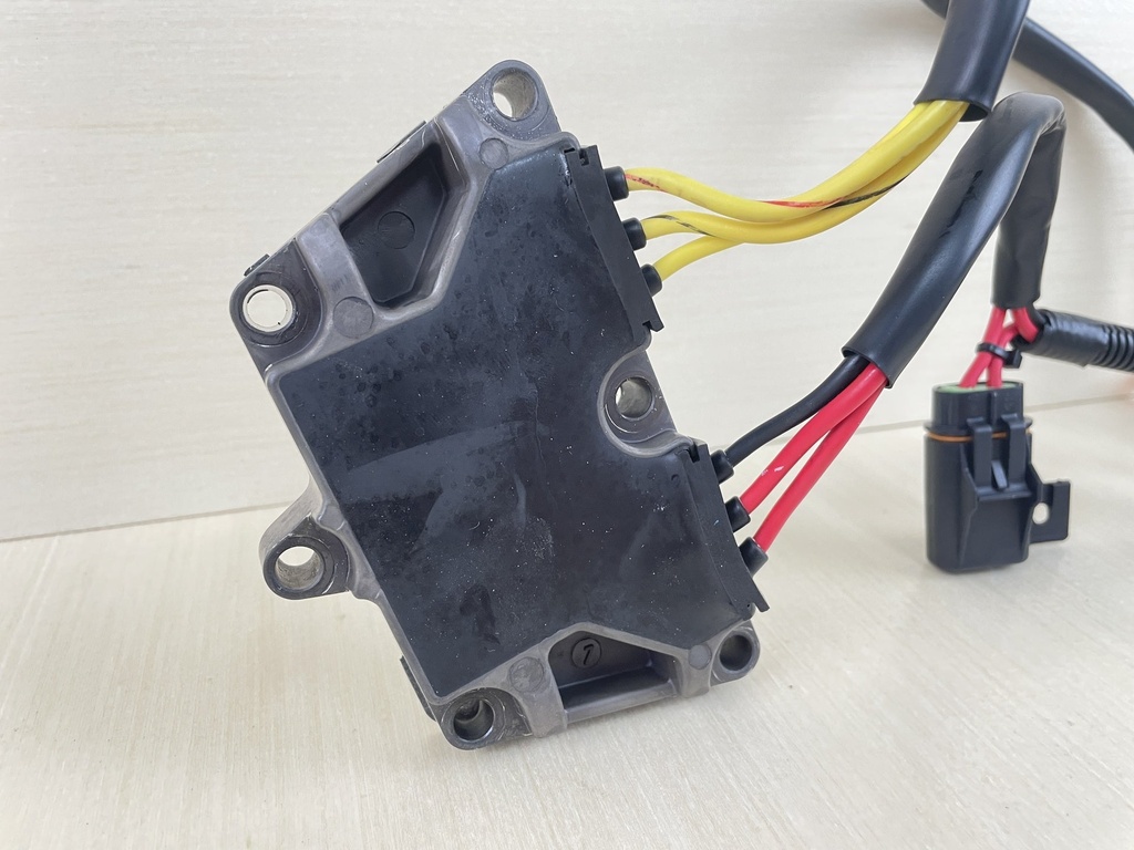 2015 Mercury 90HP 4 Stroke Outboard Voltage Regulator 8M0088060