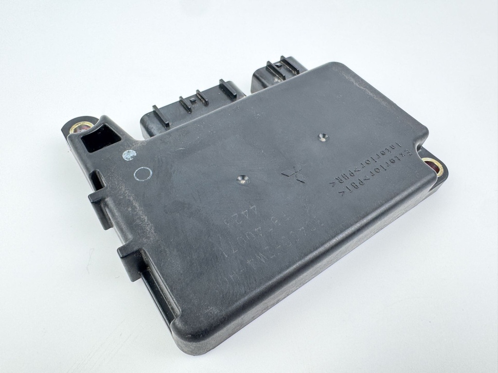 2005 Honda 40 HP 4 Stroke Outboard C.D.I CDI Assembly 30400-ZW4-H03 OEM