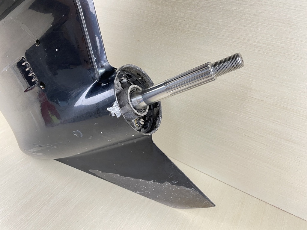 2015 Mercury 90HP 4 Stroke 20" Lower Unit Gear Case RH Assembly 8M0088072