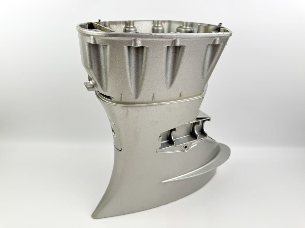 2005 Honda 40 HP 4 Stroke Outboard Midsection Extension Case OEM