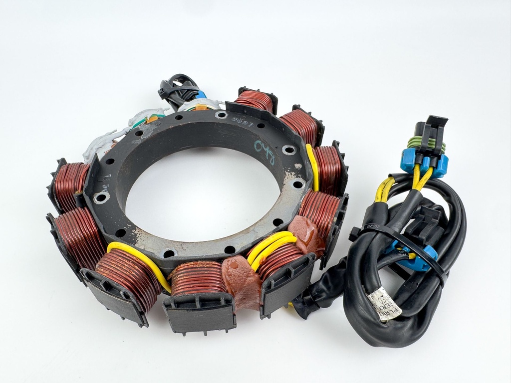 2002 Mercury 200 HP 2 Stroke Outboard Stator Assembly 858404T3 OEM