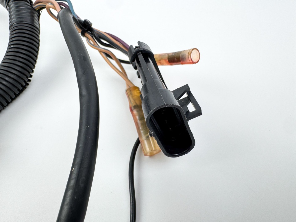 2002 Mercury 200 HP 2 Stroke Outboard Engine Wire Harness 857166T1 OEM