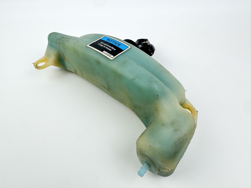 2002 Mercury 200 HP 2 Stroke Outboard Oil Tank 994436 OEM