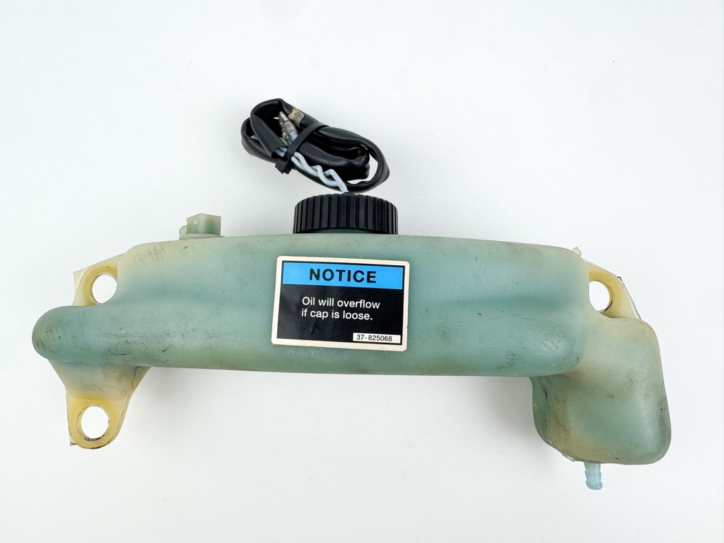 2002 Mercury 200 HP 2 Stroke Outboard Oil Tank 994436 OEM