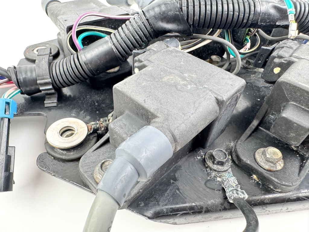 2002 Mercury 200 HP 2 Stroke Outboard Ignition Coil Set W/ Plate 827509T7 OEM