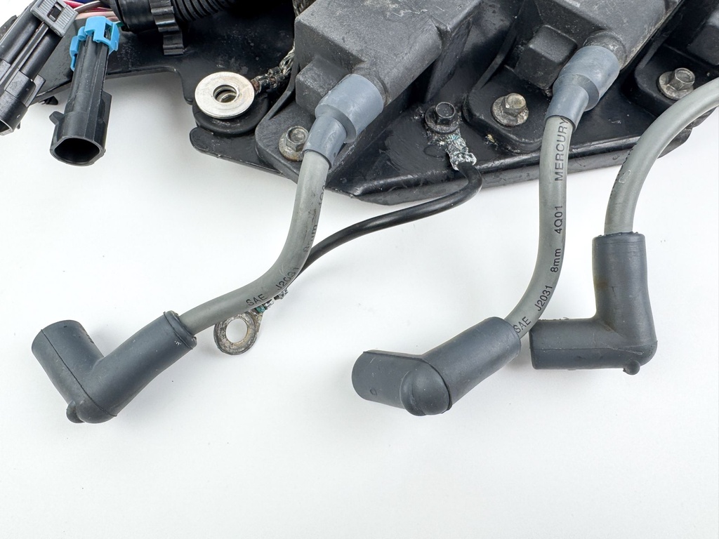 2002 Mercury 200 HP 2 Stroke Outboard Ignition Coil Set W/ Plate 827509T7 OEM