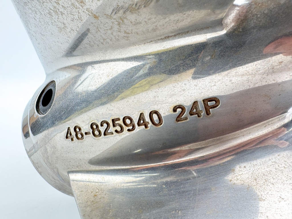 Mercury Trophy Plus Stainless Steel 4 Blade Prop Propeller 13 3/4" X 24P RH