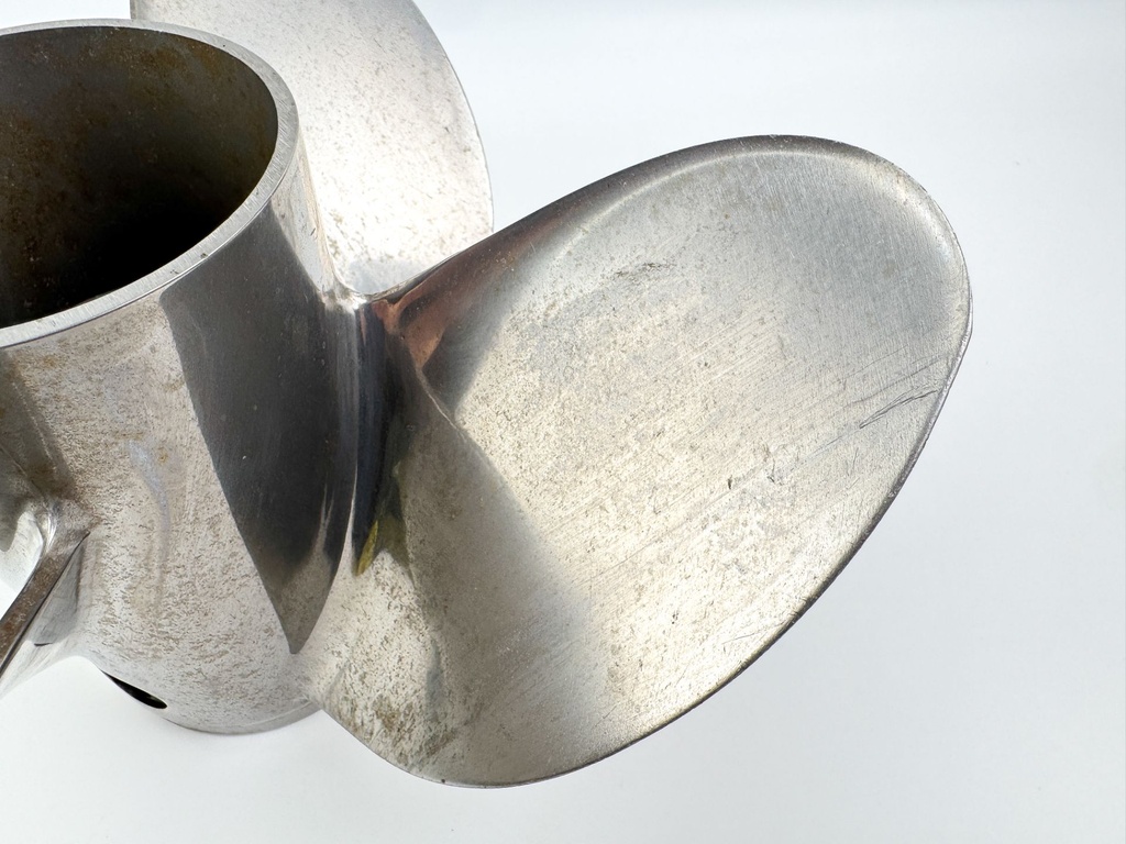 Mercury Trophy Plus Stainless Steel 4 Blade Prop Propeller 13 3/4" X 24P RH