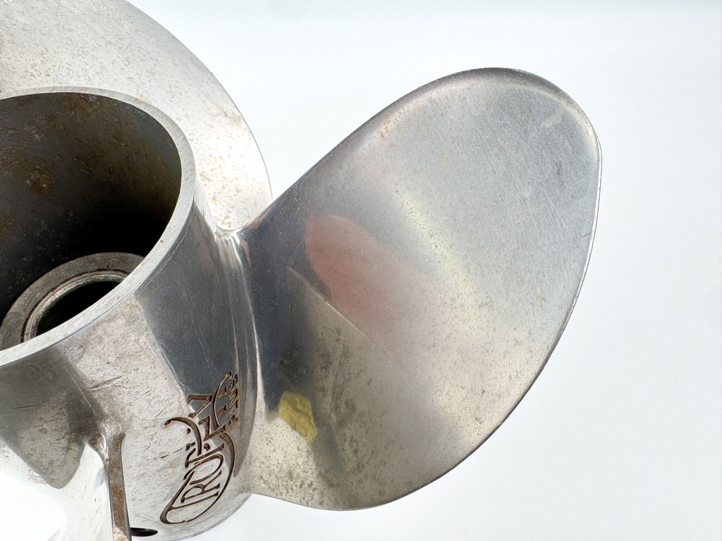 Mercury Trophy Plus Stainless Steel 4 Blade Prop Propeller 13 3/4" X 24P RH