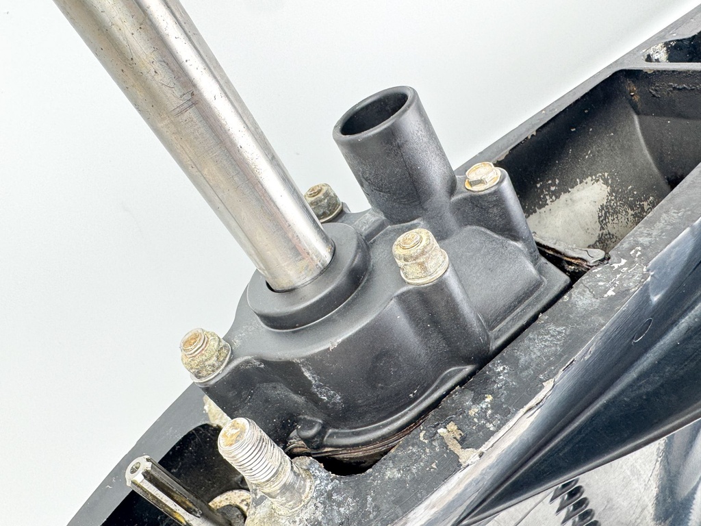 Mercury 135 150 175 HP 2 Stroke EFI DFI 1.87:1 20" L Lower Unit Gear Case 9148T84