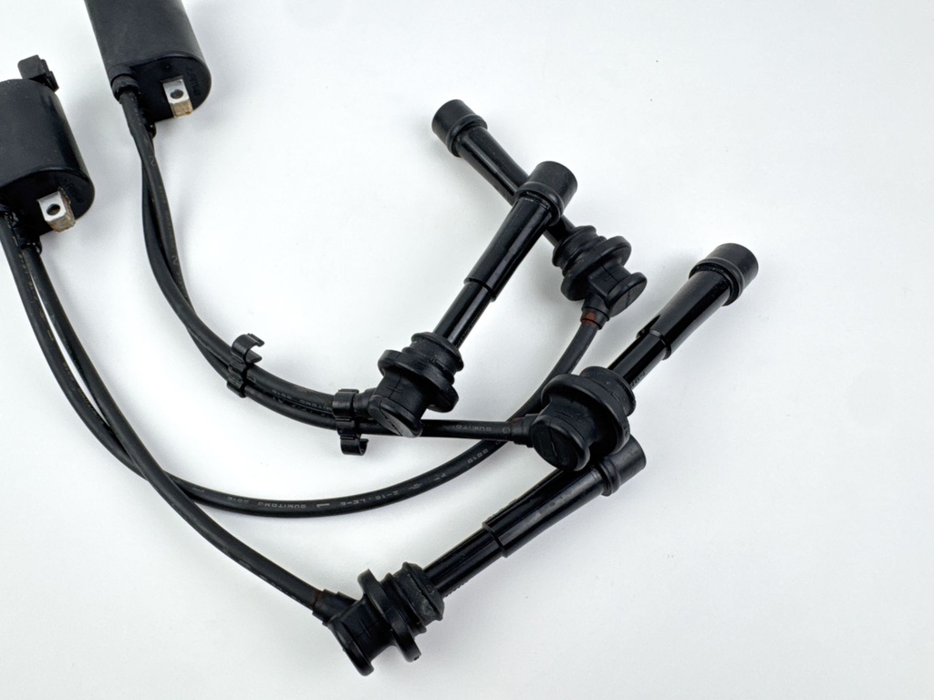 2019 Suzuki 140 HP 4 Stroke Outboard Ignition Coil Set 33410-90J00 OEM