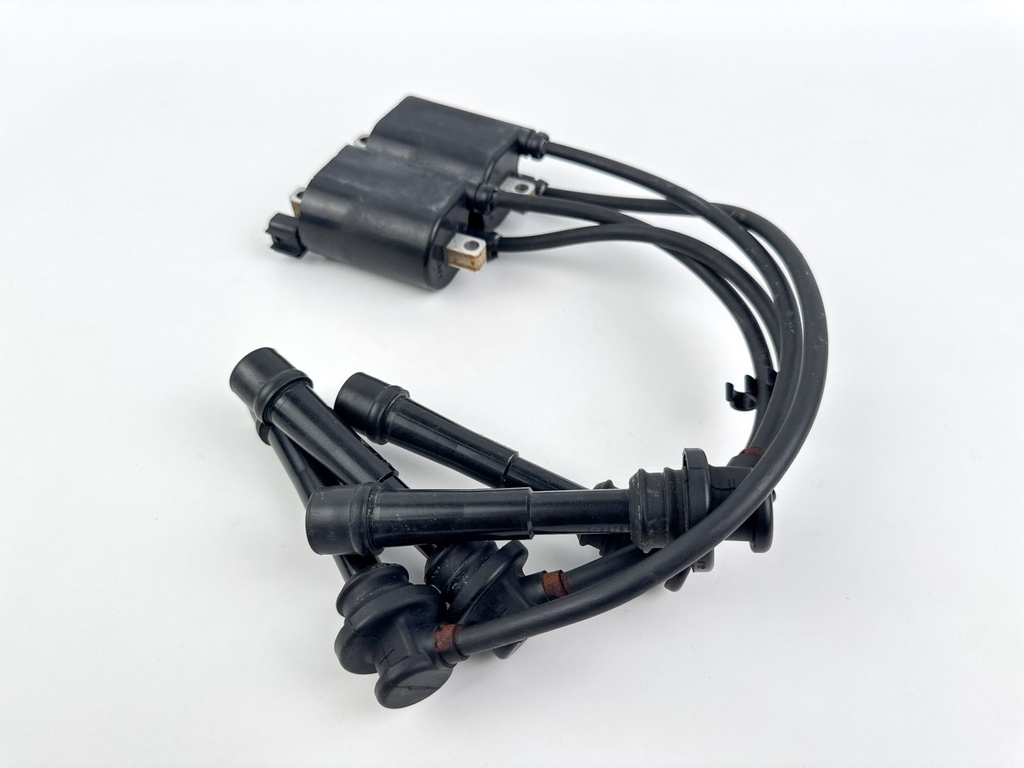 2019 Suzuki 140 HP 4 Stroke Outboard Ignition Coil Set 33410-90J00 OEM