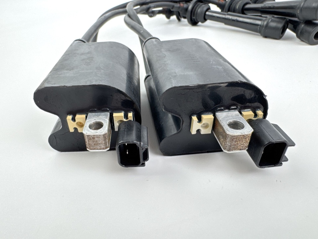 2019 Suzuki 140 HP 4 Stroke Outboard Ignition Coil Set 33410-90J00 OEM