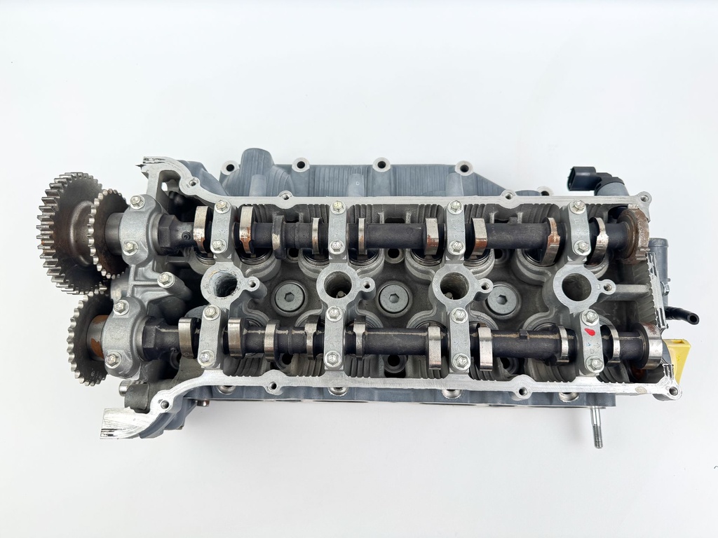 2019 Suzuki 140 HP 4 Stroke Outboard Cylinder Head 11100-90J11 - Repair