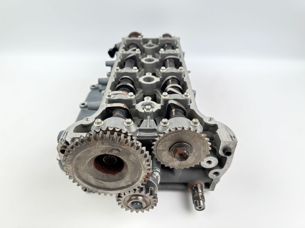 2019 Suzuki 140 HP 4 Stroke Outboard Cylinder Head 11100-90J11 - Repair