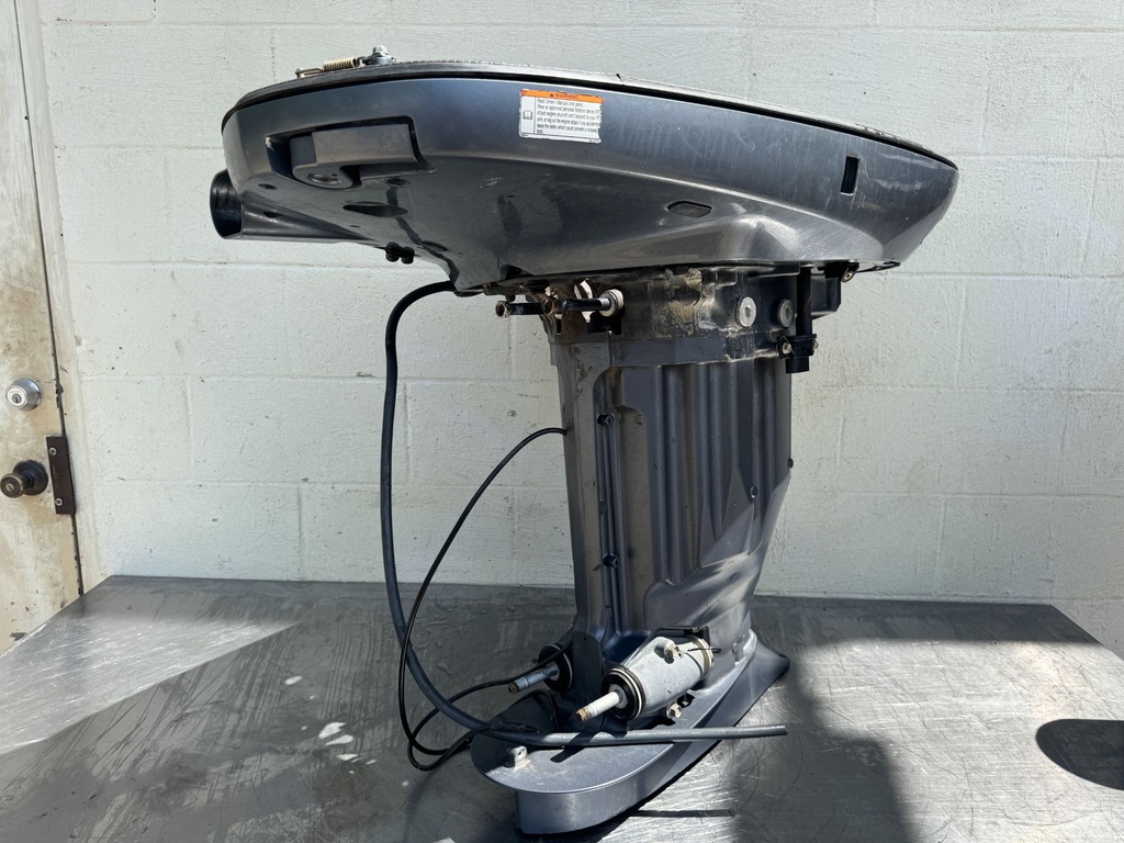 2012 Yamaha 300 HP 4 Stroke Outboard Upper Casing Midsection Complete XL