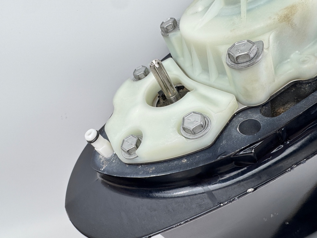 Yamaha VF 200 225 250 HP SHO VMAX 20" 4 Stroke Lower Unit 2010 +