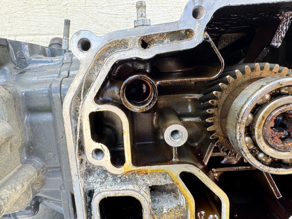 2005 Honda 40 HP 4 Stroke Outboard Powerhead 12000-ZW4-405ZA OEM