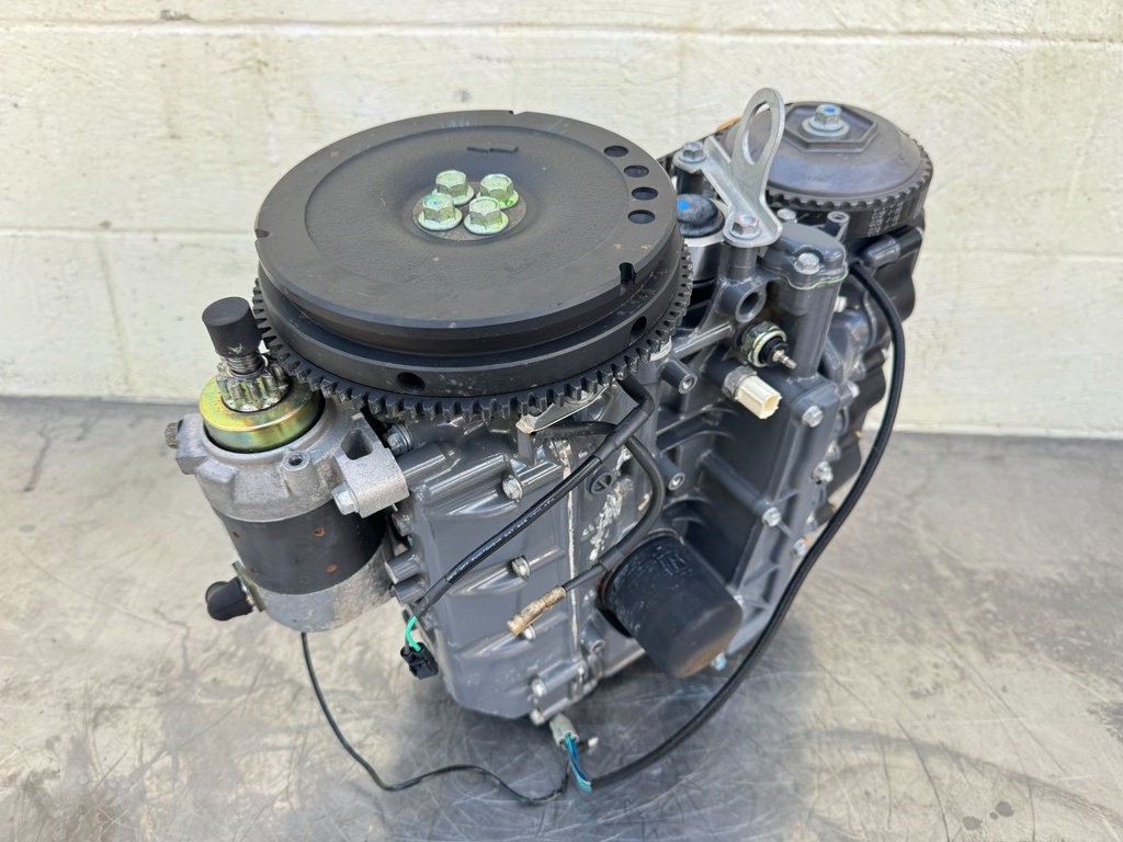 2005 Honda 40 HP 4 Stroke Outboard Powerhead 12000-ZW4-405ZA OEM