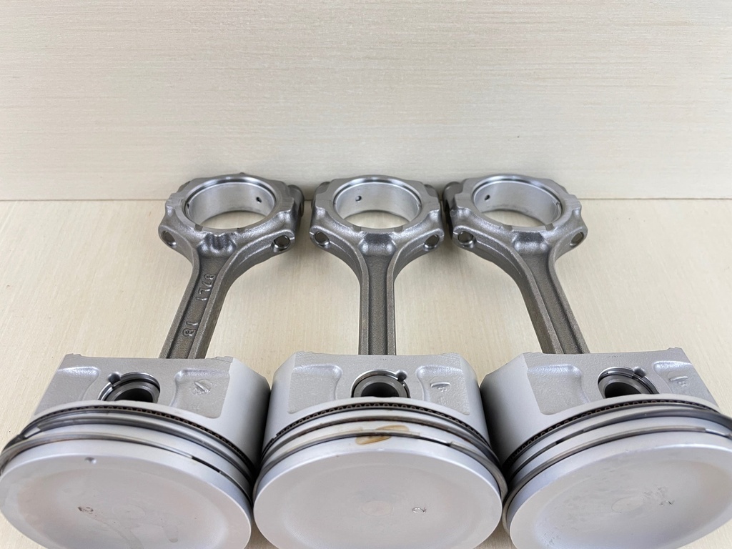 2018 Suzuki 90HP DF90 Outboard Piston & Connecting Rod Assembly 3 12160-87L10