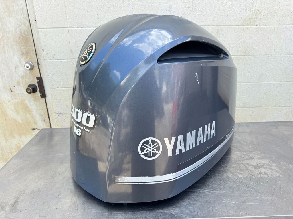 2012 Yamaha 300 HP 4 Stroke Outboard Top Cowling 6CE-42610-00-00 OEM