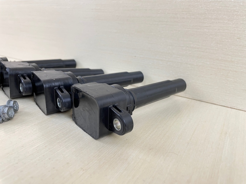 2018 Suzuki 90HP DF90 4 Stroke Outboard Ignition Coil Set 33410-87L00