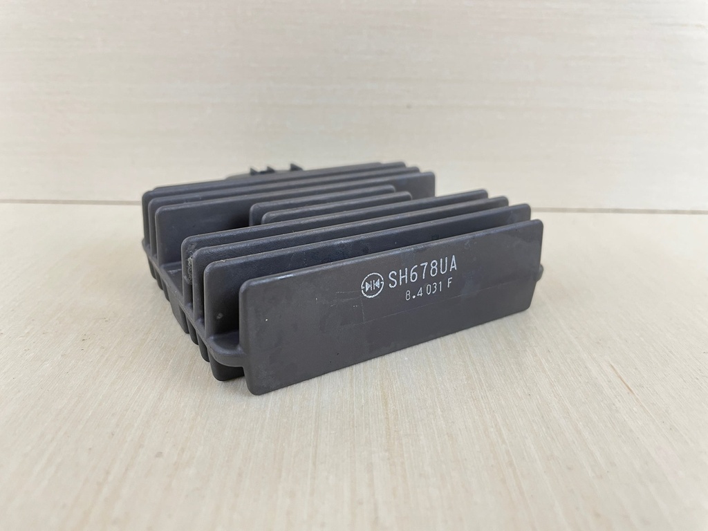 2018 Suzuki 90HP DF90 Outboard Rectifier Regulator Assembly 32800-87L00