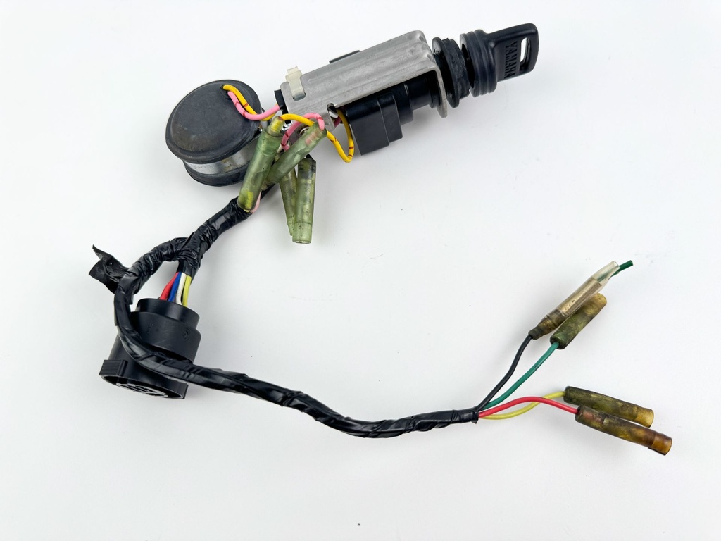 Yamaha Outboard Single Engine Key Switch W/ Key