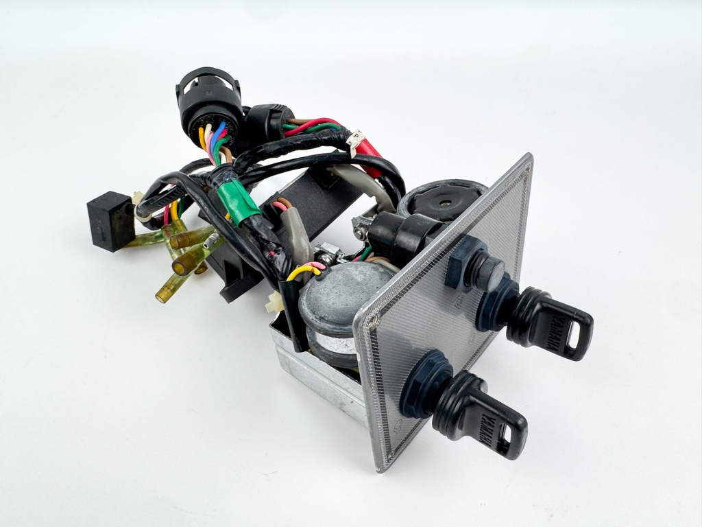 Yamaha Outboard Dual Twin Engine Ignition Key Switch