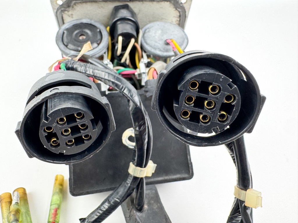 Yamaha Outboard Dual Twin Engine Ignition Key Switch