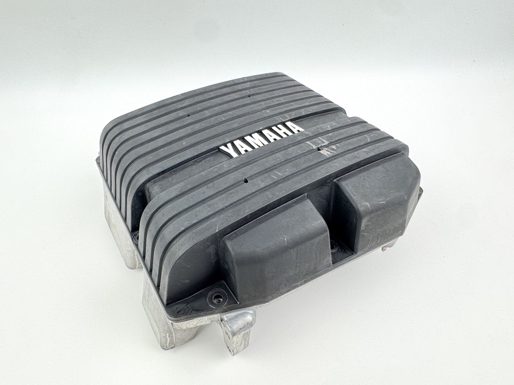 1988 Yamaha 130 HP 2 Stroke Outboard Intake Air Silencer Assembly 6E5-14418-00-00 OEM